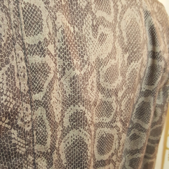 CONTRAST PYTHON PRINT JACKET SIZE S - Picture 8 of 8